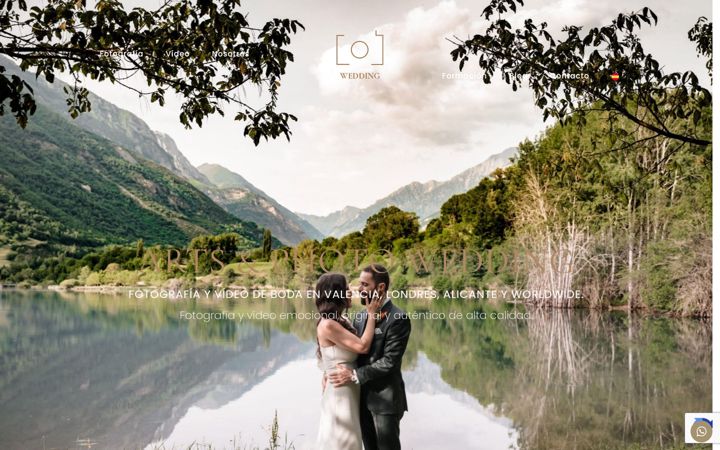 Screenshot of artsandphotowedding.com