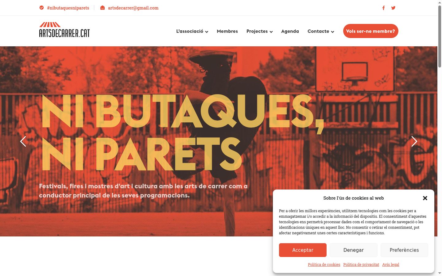 Captura de pantalla del banner de consentimiento mostrado antes de cualquier interacción