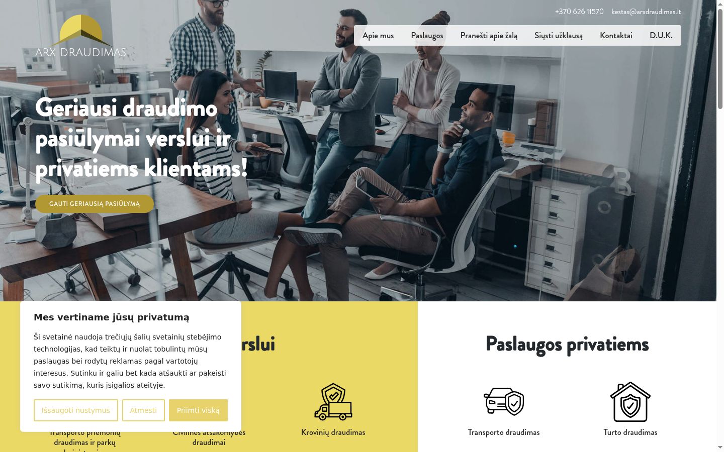 Screenshot of the consent banner shown before any interaction