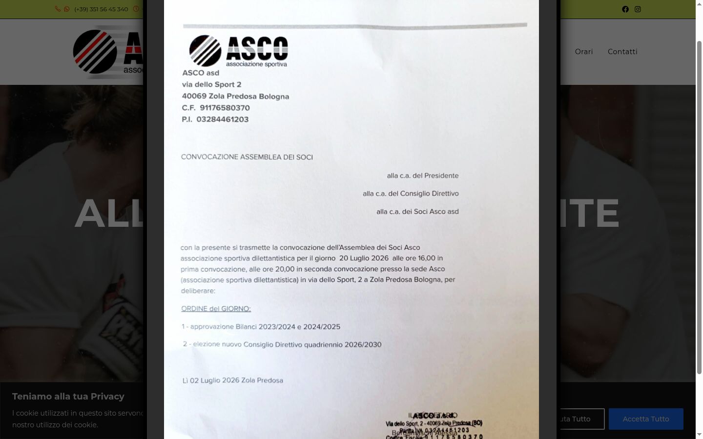 Zrzut ekranu banera zgody wyświetlanego przed jakąkolwiek interakcją