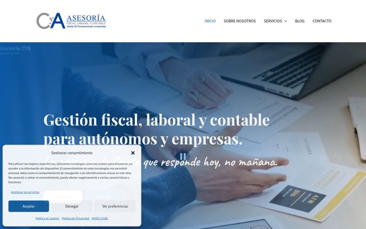 Skärmbild av asesoriacya.com