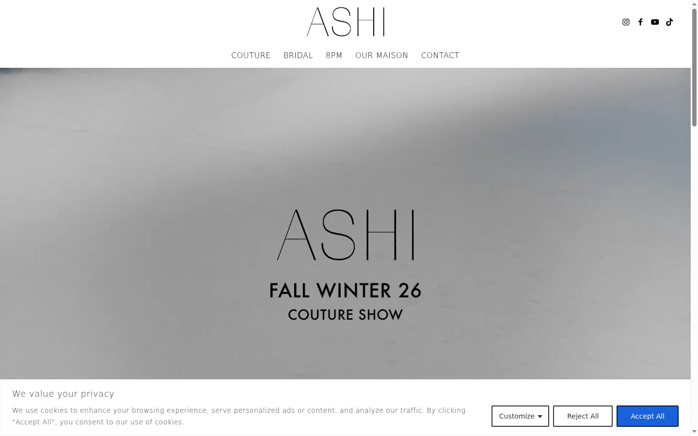 Screenshot of the consent banner shown before any interaction