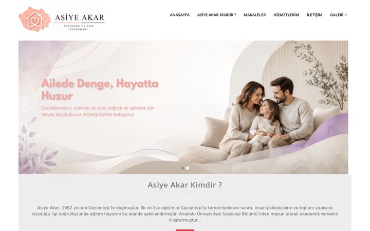 Snímek obrazovky asiyeakar.com