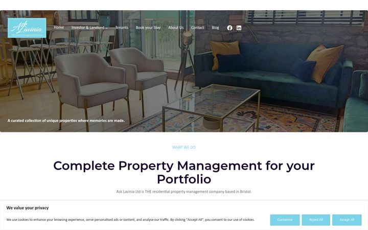 Screenshot of asklavinia.com