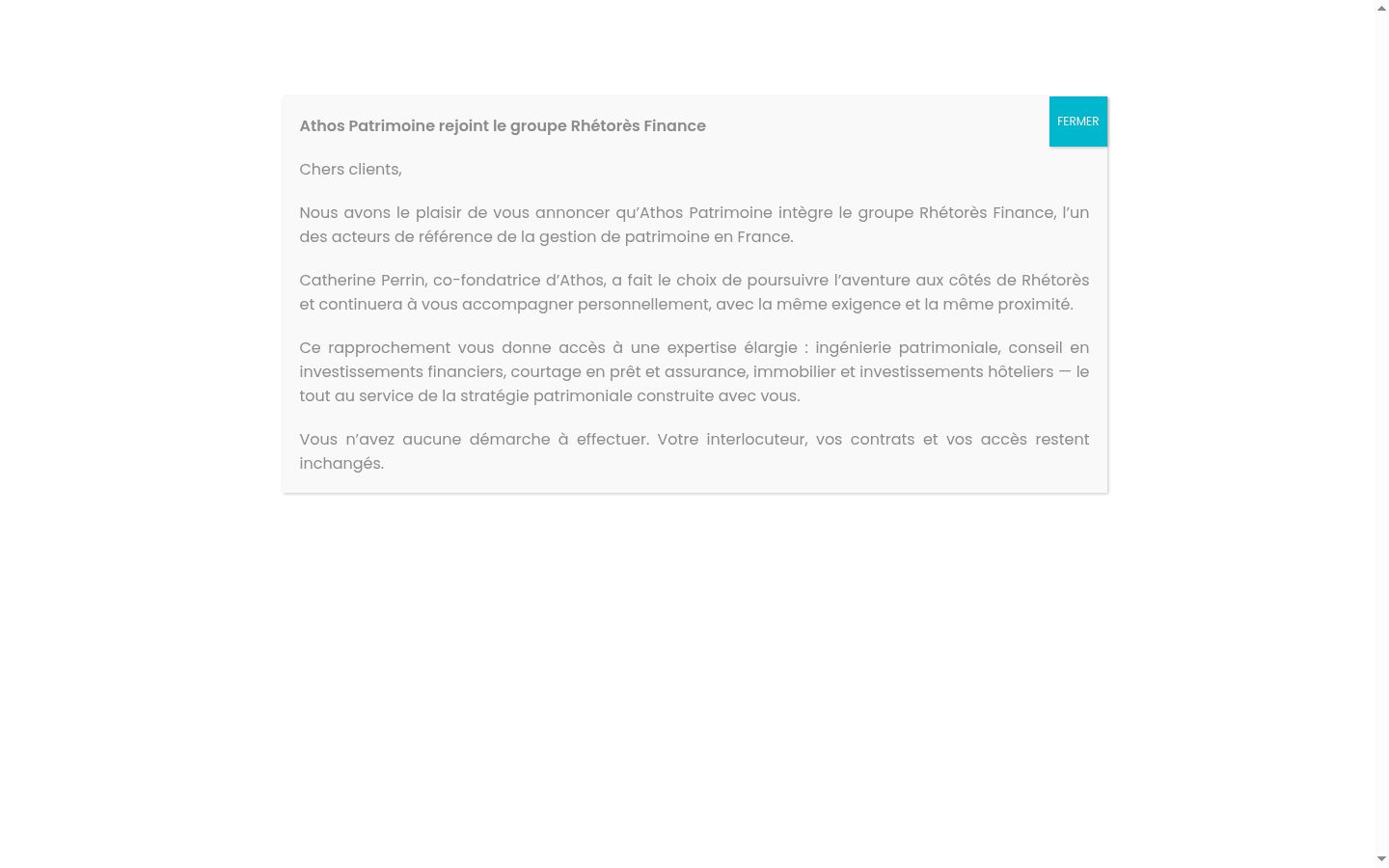 Captură de ecran a bannerului de consimțământ afișat înainte de orice interacțiune