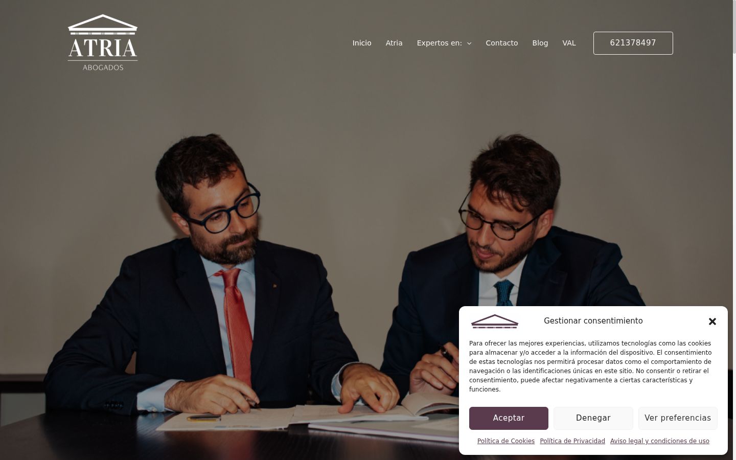Screenshot of the consent banner shown before any interaction