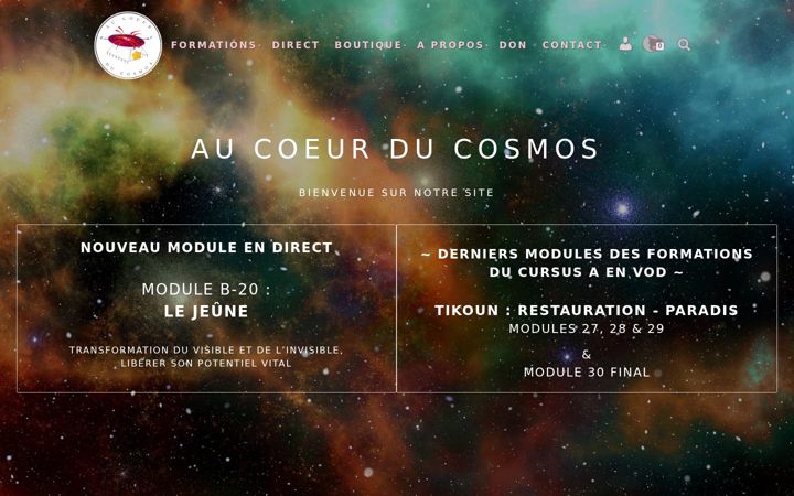Screenshot του aucoeurducosmos.com