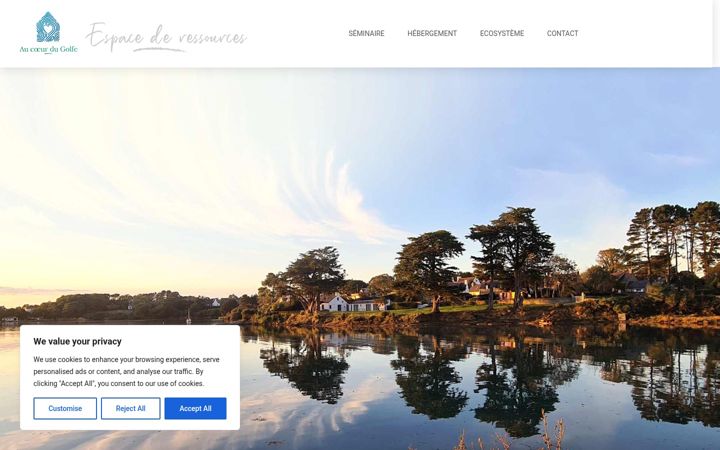 Screenshot of aucoeurdugolfe.fr