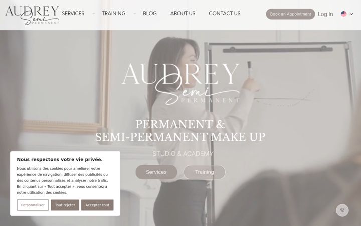Captură de ecran a audreysemipermanent.com