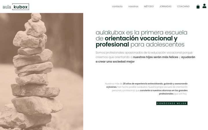 Screenshot of aulakubox.com
