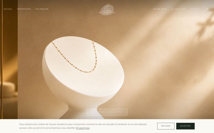 Screenshot of aupaysducarrousel.com
