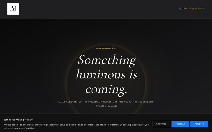 Screenshot of auramirrors.co