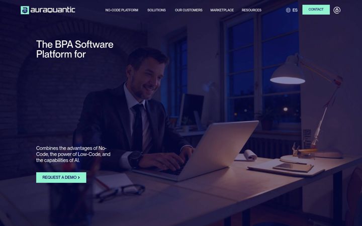 Screenshot of auraquantic.com