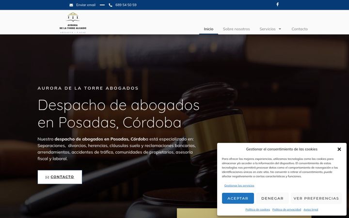 Screenshot of auroradelatorreabogados.com
