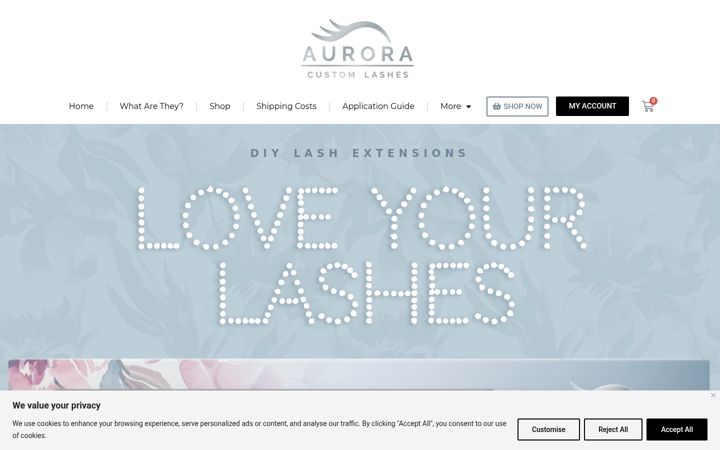 Ekrānuzņēmums no auroradiylashes.co.uk