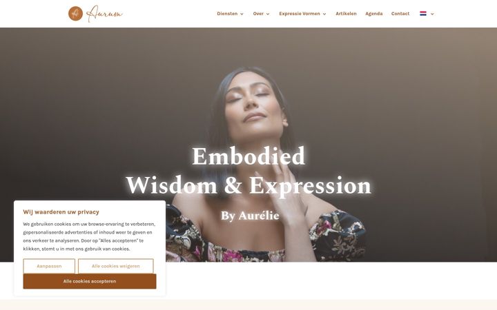 Screenshot of aurum-aurelie.com