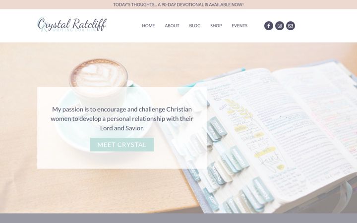 Screenshot of authorcrystalratcliff.com