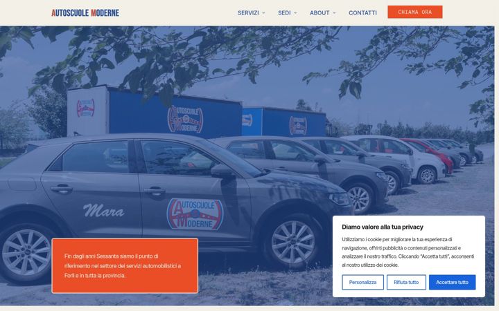 Screenshot of autoscuolemoderne.it