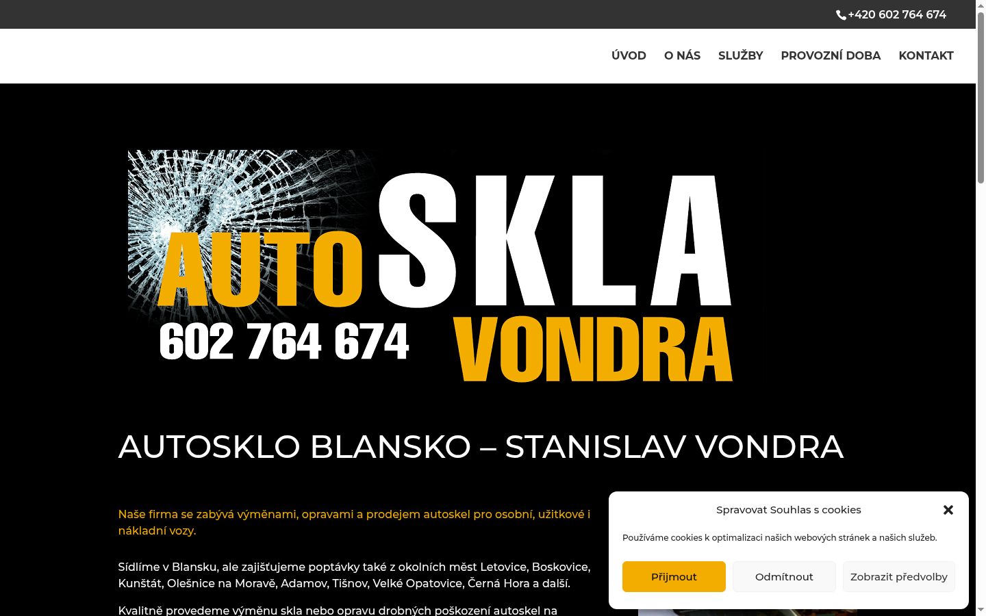 Snímek obrazovky baneru souhlasu zobrazeného před jakoukoli interakcí
