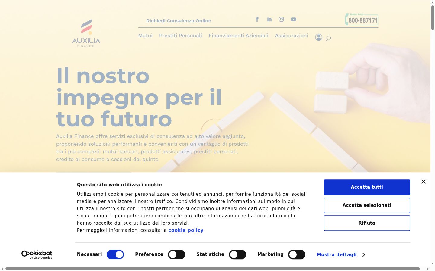 Screenshot of the consent banner shown before any interaction