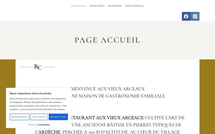 Screenshot of auxvieuxarceaux.com
