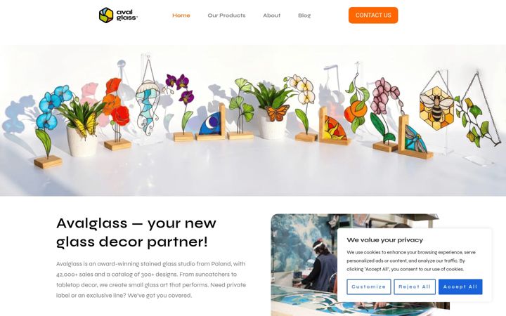 Screenshot of avalglassb2b.com