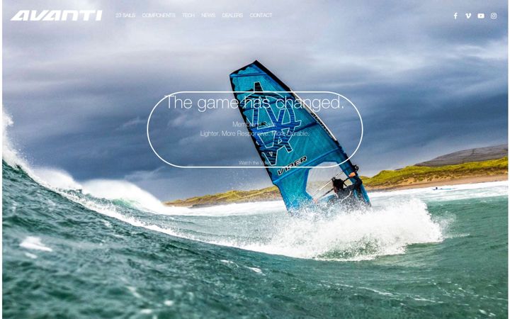 Screenshot of avantisails.com