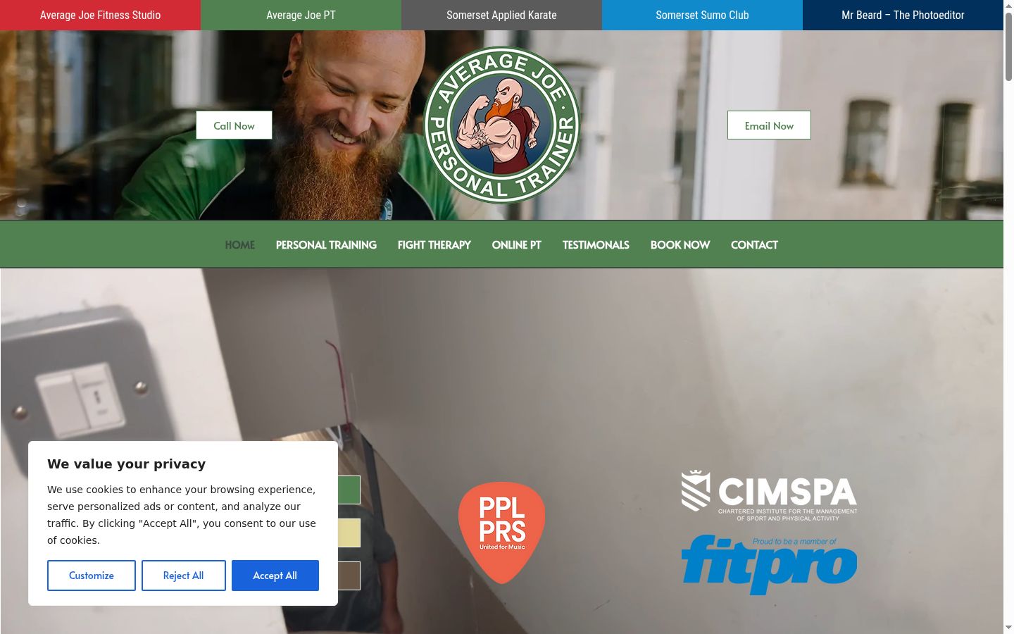 Ekrānuzņēmums ar piekrišanas baneri, kas tika rādīts pirms jebkādas mijiedarbības