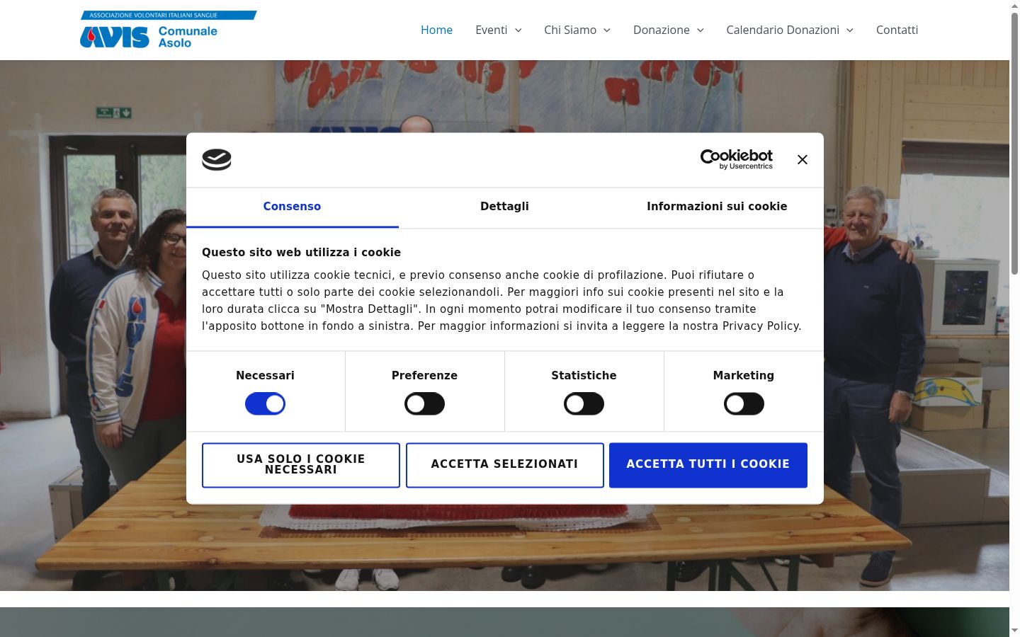 Screenshot del banner di consenso mostrato prima di qualsiasi interazione