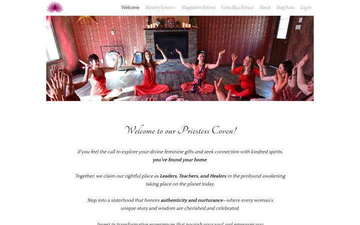 Screenshot of awakenedpriestess.com