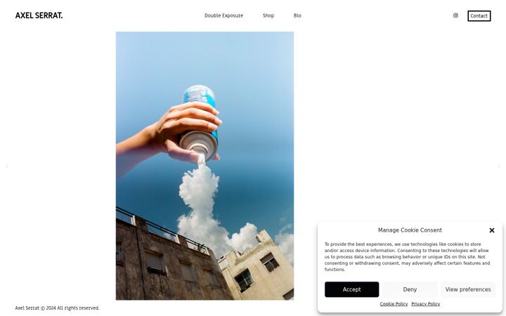 Screenshot of axelserrat.com
