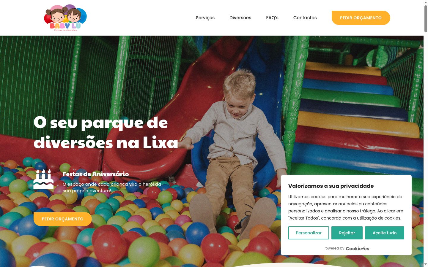 Ekrānuzņēmums ar piekrišanas baneri, kas tika rādīts pirms jebkādas mijiedarbības