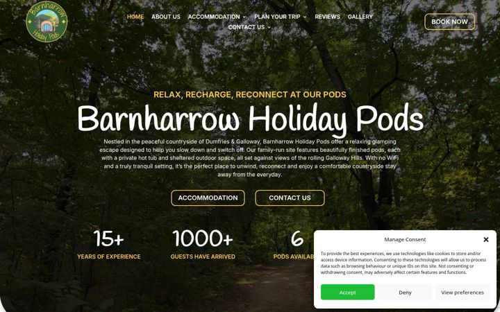 Screenshot of barnharrowholidaypods.co.uk