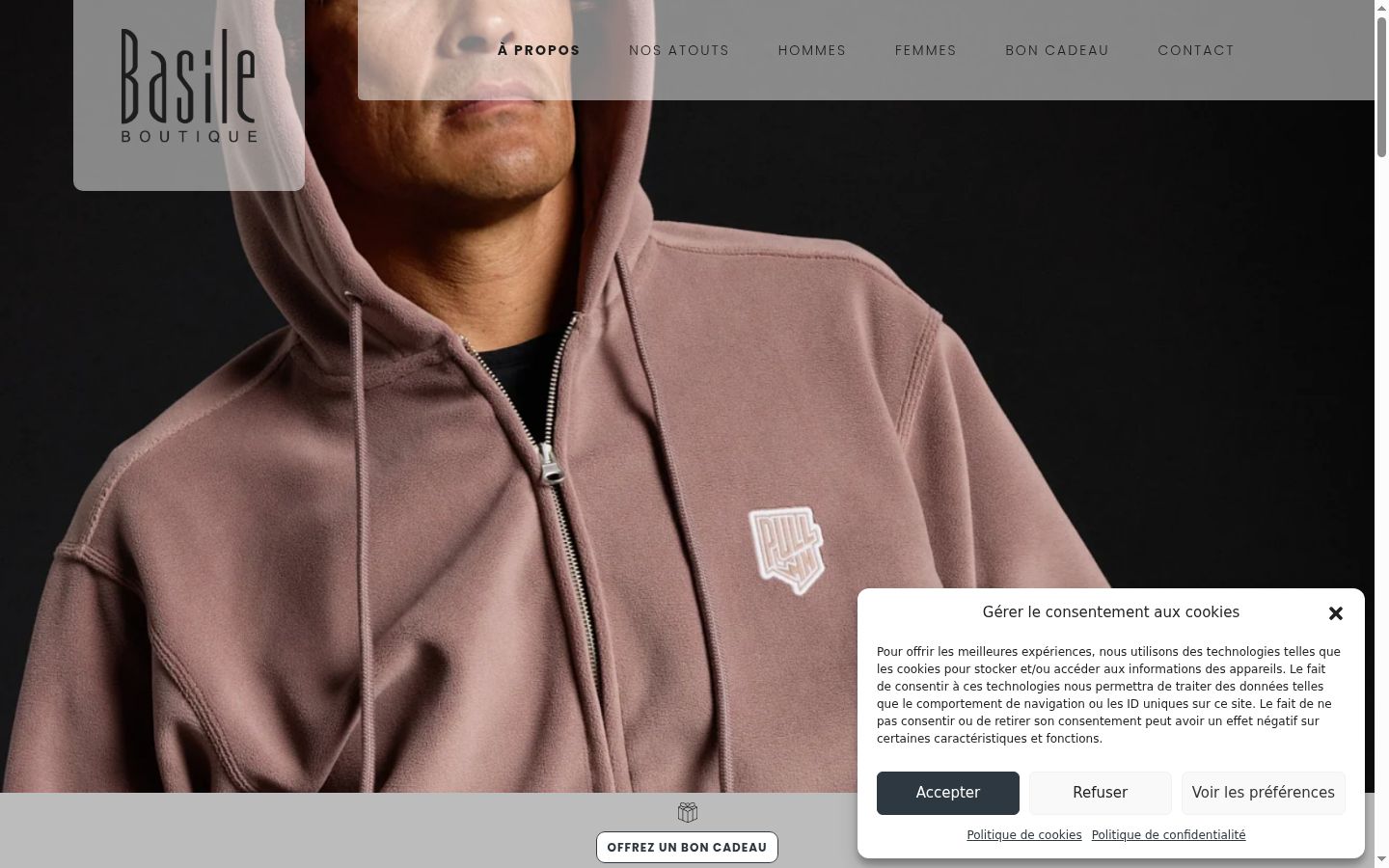 Screenshot del banner di consenso mostrato prima di qualsiasi interazione