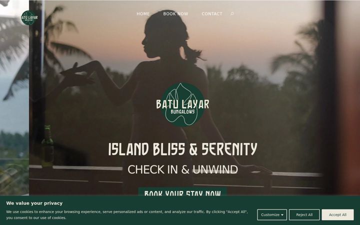 Screenshot of batulayar-bungalows.com