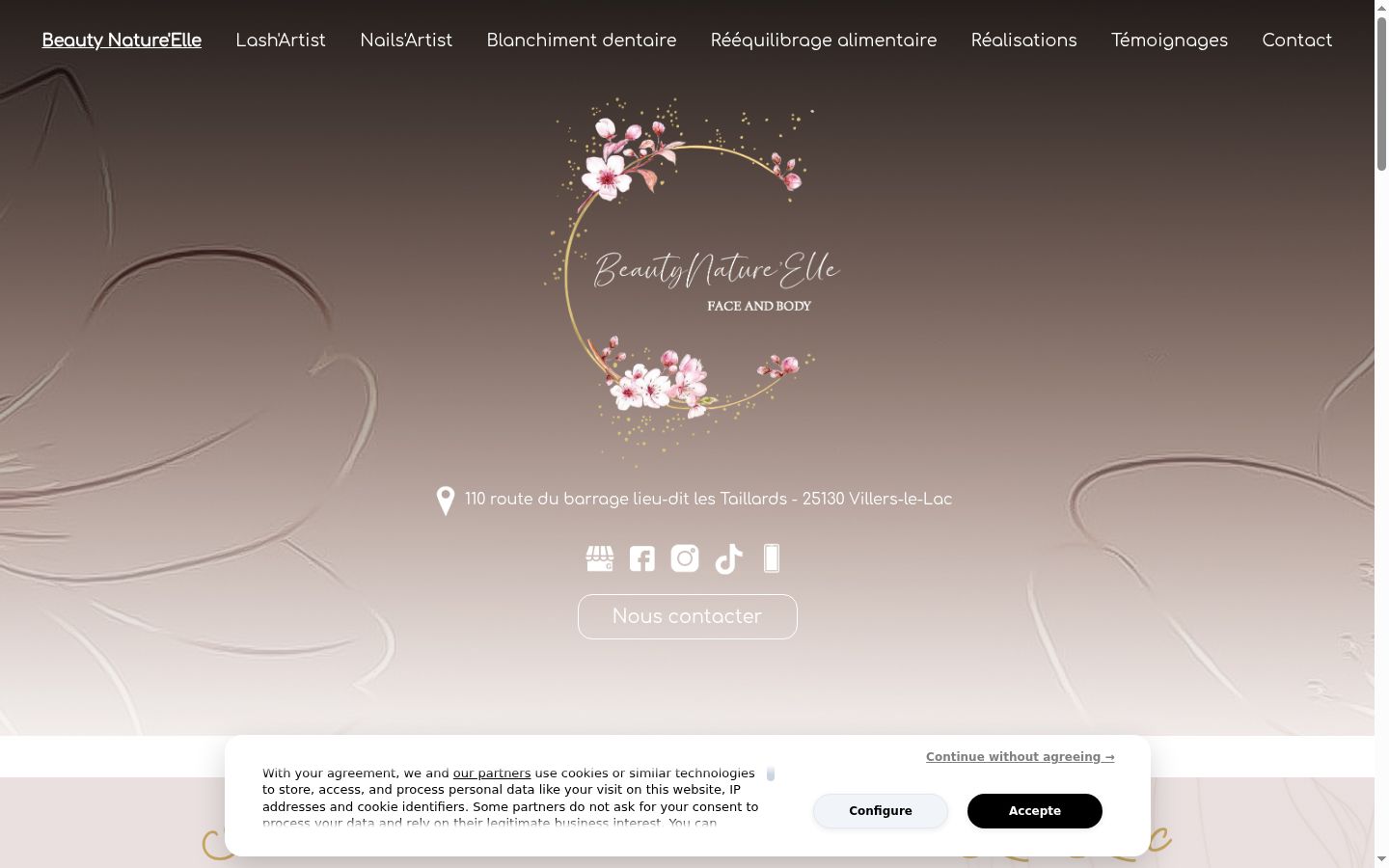 Captura de ecrã do banner de consentimento apresentado antes de qualquer interação