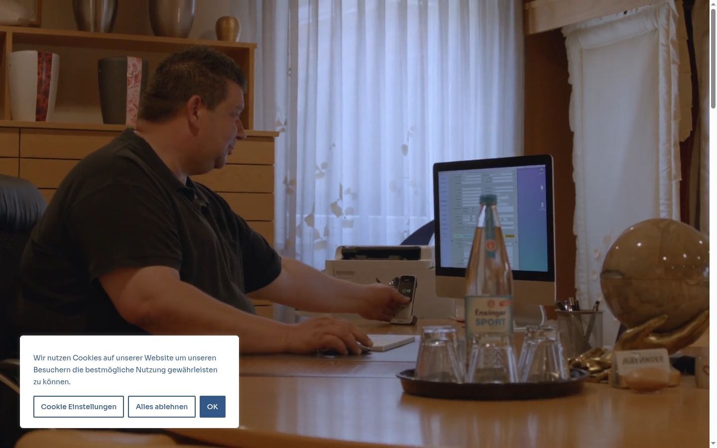 Snímek obrazovky baneru souhlasu zobrazeného před jakoukoli interakcí