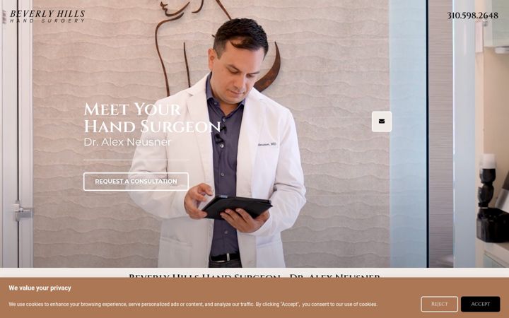 Screenshot of beverlyhillshandsurgery.com