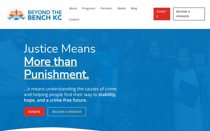 Screenshot of beyondthebenchkc.org