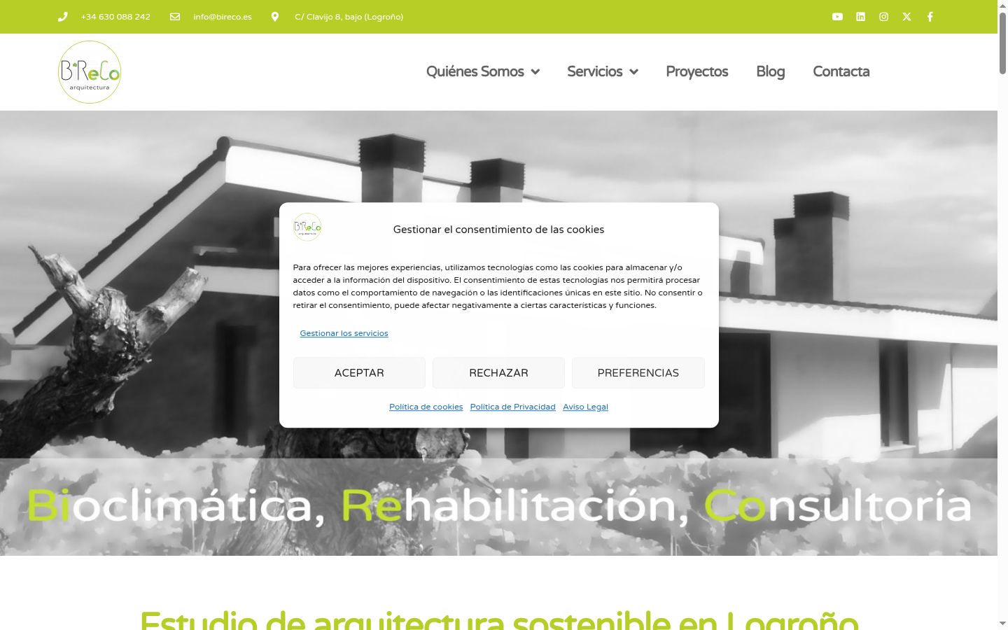 Captura de pantalla del banner de consentimiento mostrado antes de cualquier interacción