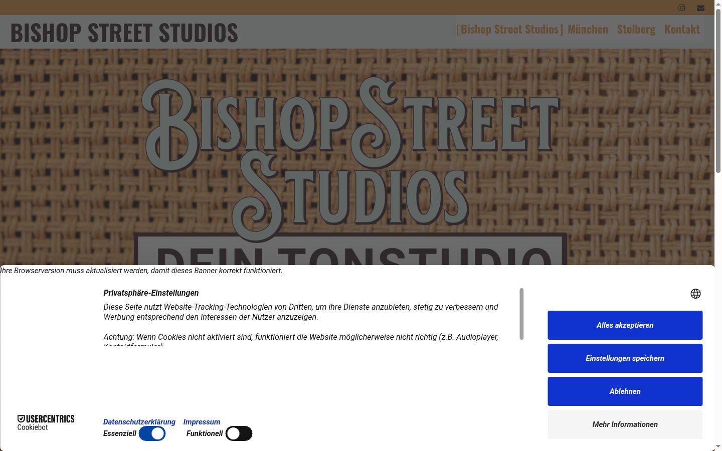 Screenshot of the consent banner shown before any interaction