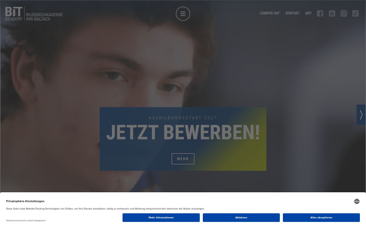 Screenshot of the consent banner shown before any interaction