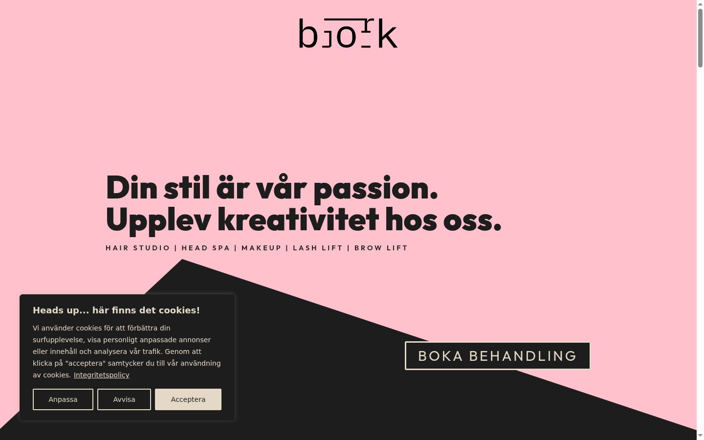 Snímka obrazovky banera súhlasu zobrazeného pred akoukoľvek interakciou