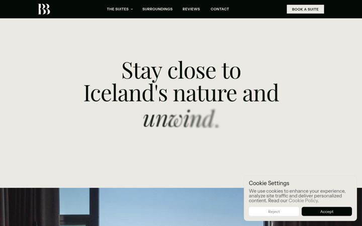 Screenshot of blackbeachsuites.is