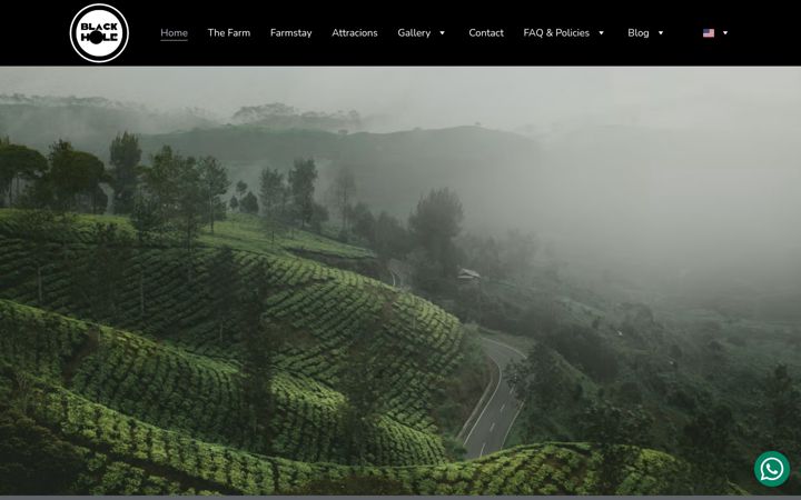 Screenshot of blackholestays.com