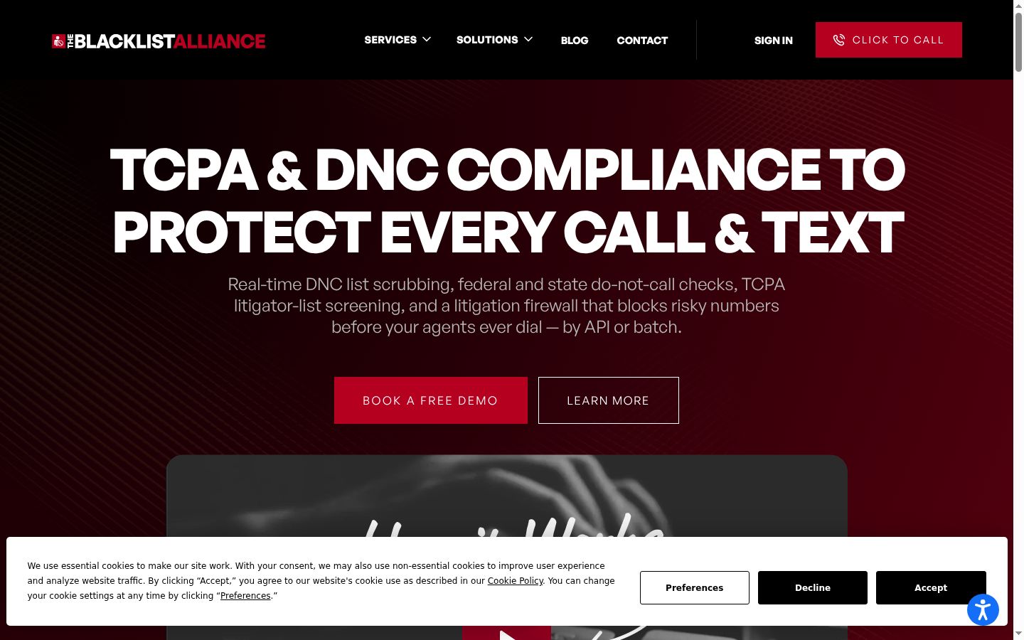 Captura de ecrã do banner de consentimento apresentado antes de qualquer interação