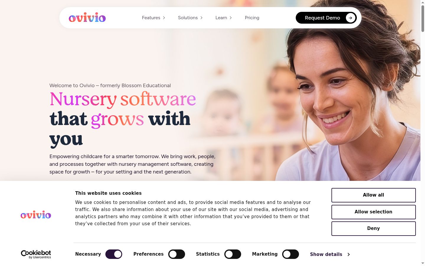 Screenshot of the consent banner shown before any interaction