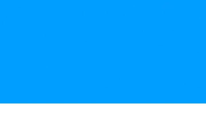 Screenshot of bludesks.com