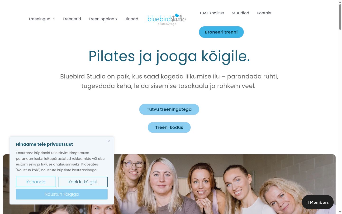 Ekrānuzņēmums ar piekrišanas baneri, kas tika rādīts pirms jebkādas mijiedarbības