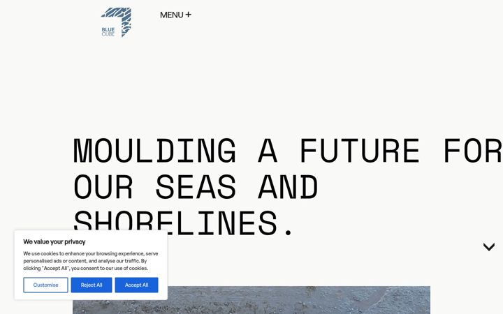Screenshot of bluecubemarine.co.uk